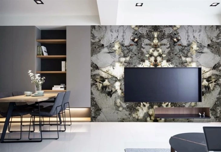 Branco Tourmaline Granite hall wall